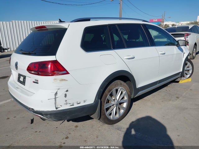 3VWH17AU6HM533227 Volkswagen GOLF ALLTRACK