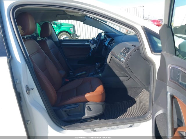 3VWH17AU6HM533227 Volkswagen GOLF ALLTRACK