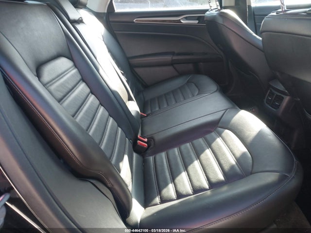 1FA6P0HD7E5378653 Ford FUSION SE