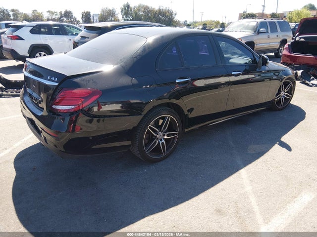 2018 MERCEDES-BENZ AMG E 43 WDDZF6EB6JA381373 Photo 3