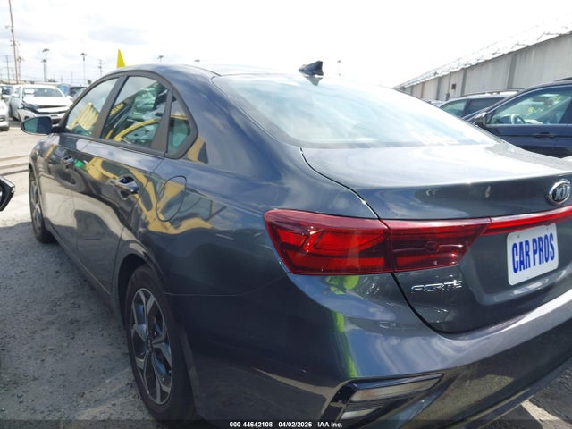 3KPF24AD8LE245640 KIA Forte Lxs