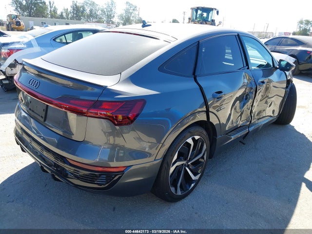 Продаж на аукціоні авто 2024 Audi Q8 E-tron S Line Premium Plus Quattro, vin: WA1CAAGE6RB010982, номер лоту: 44642173