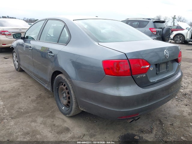 2011 Volkswagen Jetta 2.5l Se მანქანა იყიდება აუქციონზე, vin: 3VWDZ7AJ7BM340461, აუქციონის ნომერი: 44642211