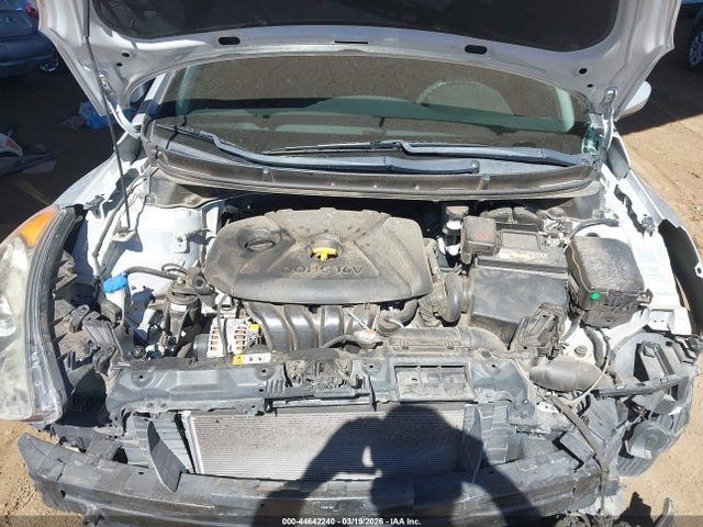 2013 Hyundai Elantra Gt მანქანა იყიდება აუქციონზე, vin: KMHD35LE9DU131127, აუქციონის ნომერი: 44642240