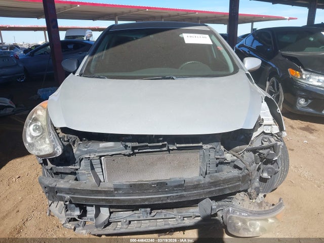 2013 Hyundai Elantra Gt მანქანა იყიდება აუქციონზე, vin: KMHD35LE9DU131127, აუქციონის ნომერი: 44642240