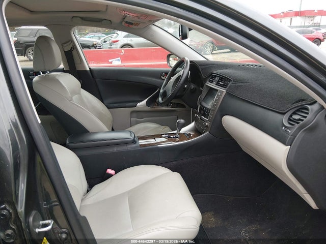 Продажа на аукционе авто 2010 Lexus Is 250, vin: JTHCF5C28A2034844, номер лота: 44642297