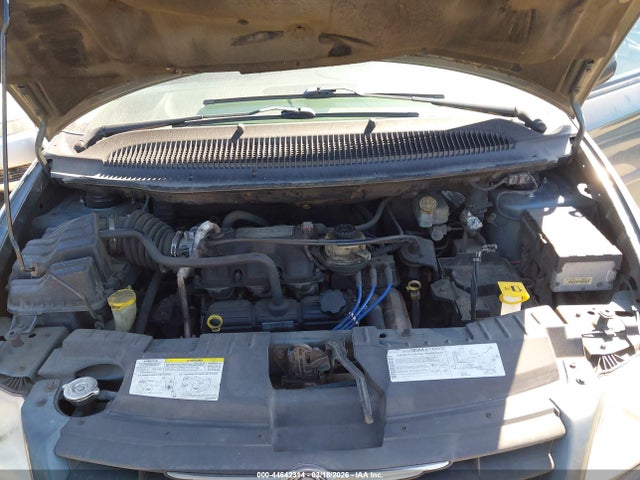 2006 Chrysler Town & Country მანქანა იყიდება აუქციონზე, vin: 1A4GP45R66B610050, აუქციონის ნომერი: 44642314