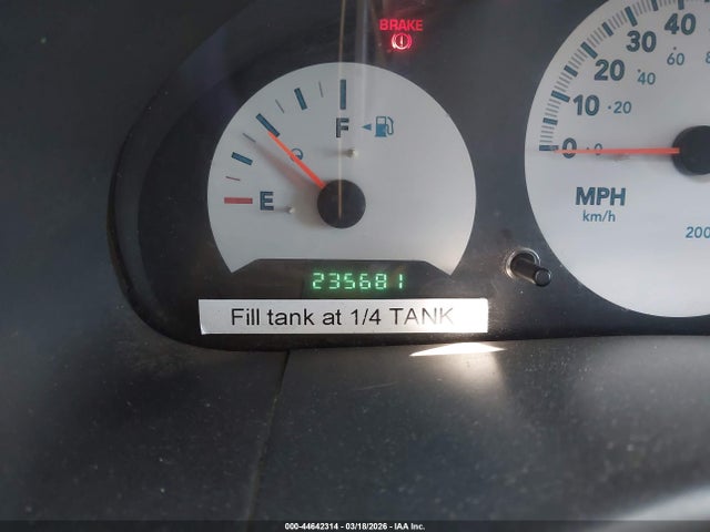 2006 Chrysler Town & Country მანქანა იყიდება აუქციონზე, vin: 1A4GP45R66B610050, აუქციონის ნომერი: 44642314