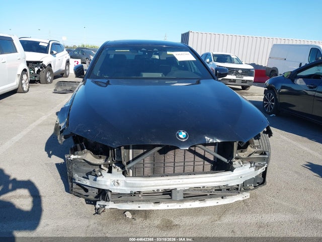 WBAJA9C56KB388983 BMW 530e Iperformance