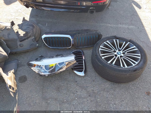 WBAJA9C56KB388983 BMW 530e Iperformance
