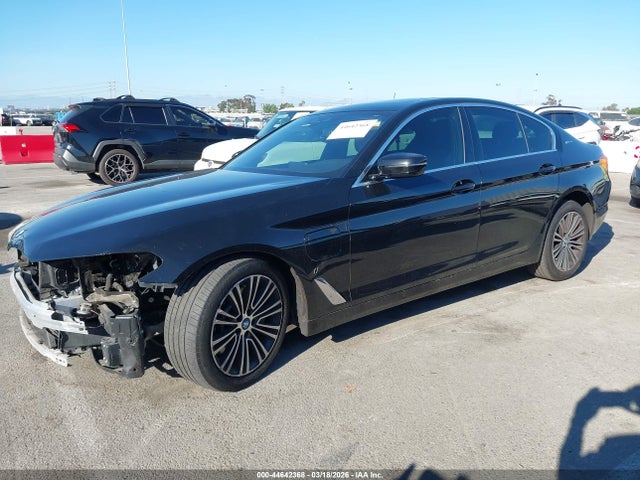 2019 BMW 530E WBAJA9C56KB388983 Photo 1