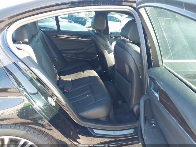2019 BMW 530E WBAJA9C56KB388983 Photo 7
