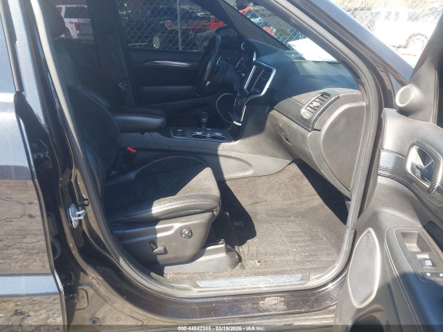 44642385 :رقم المزاد ، 1C4RJFDJ0EC587316 vin ، 2014 Jeep Grand Cherokee Srt8 مزاد بيع