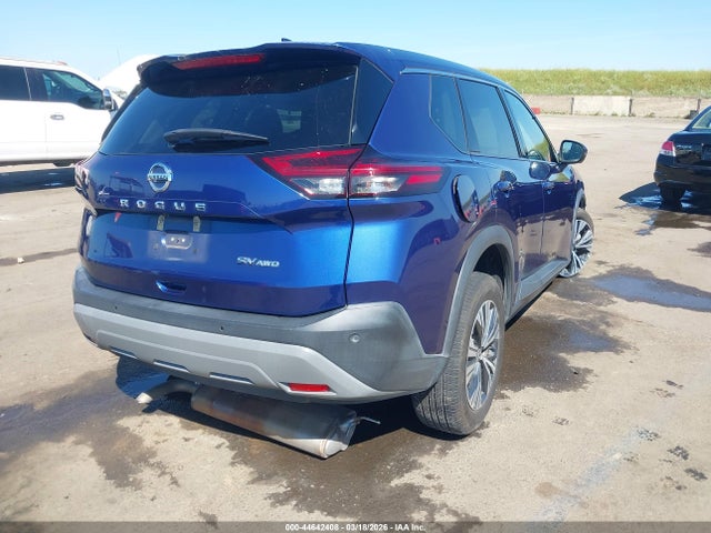 5N1AT3BB8MC771804 Nissan Rogue Sv Intelligent Awd