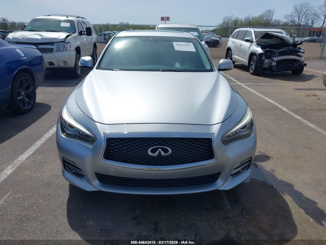 2017 Infiniti Q50 3.0t Premium მანქანა იყიდება აუქციონზე, vin: JN1EV7AP1HM733936, აუქციონის ნომერი: 44642415
