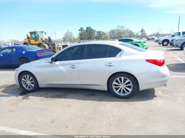 2017 Infiniti Q50 3.0t Premium მანქანა იყიდება აუქციონზე, vin: JN1EV7AP1HM733936, აუქციონის ნომერი: 44642415