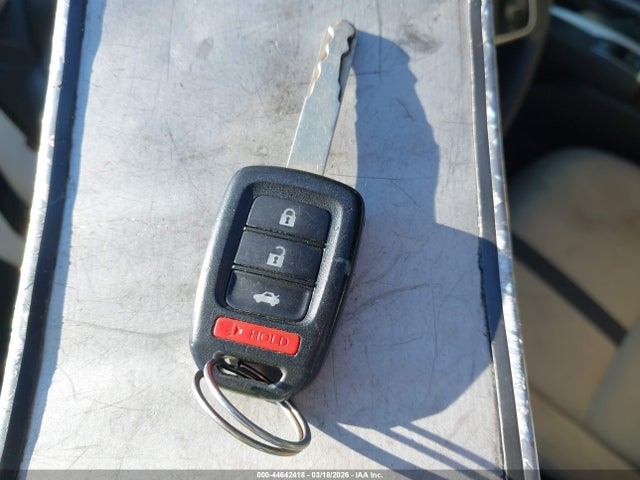 Продажа на аукционе авто 2016 Honda Civic Lx, vin: 19XFC2F52GE201853, номер лота: 44642418