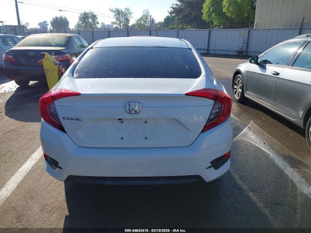 Продажа на аукционе авто 2016 Honda Civic Lx, vin: 19XFC2F52GE201853, номер лота: 44642418