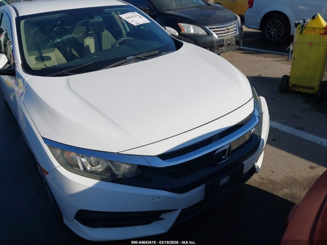 Продажа на аукционе авто 2016 Honda Civic Lx, vin: 19XFC2F52GE201853, номер лота: 44642418