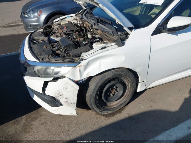 Продажа на аукционе авто 2016 Honda Civic Lx, vin: 19XFC2F52GE201853, номер лота: 44642418
