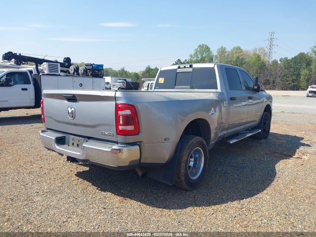 44642420 :رقم المزاد ، 3C63RRGL6MG549671 vin ، 2021 Ram 3500 Tradesman  4x4 8' Box مزاد بيع