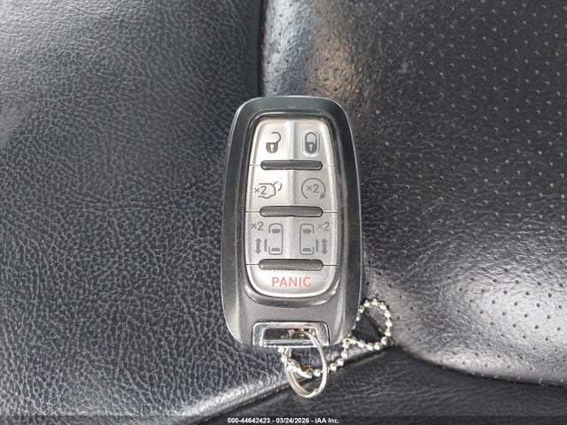 2C4RC1BG0JR290391 Chrysler Pacifica Touring L