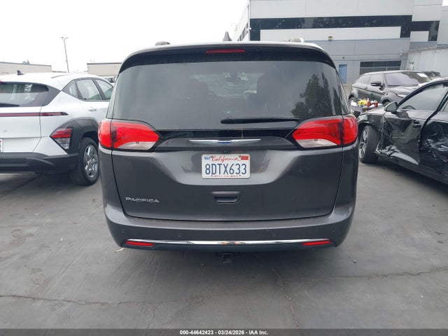 2C4RC1BG0JR290391 Chrysler Pacifica Touring L