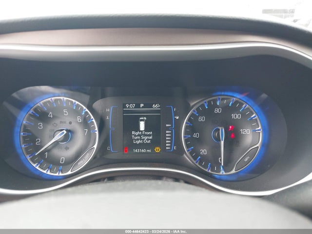 2C4RC1BG0JR290391 Chrysler Pacifica Touring L