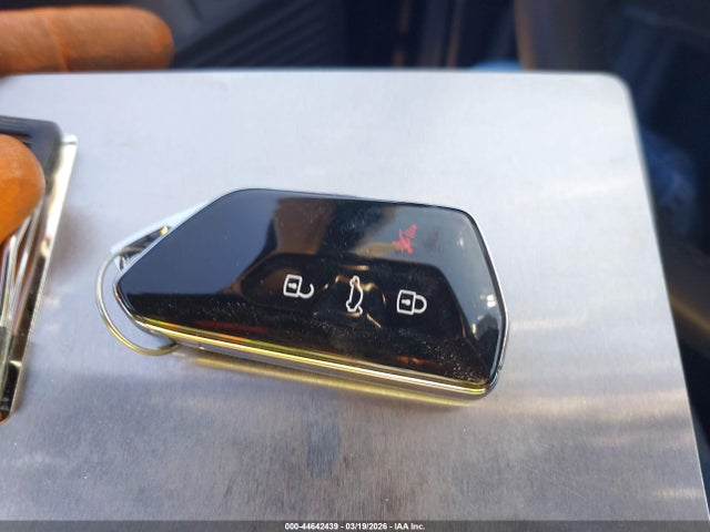 44642439 :رقم المزاد ، 1V2BMPE86RC006870 vin ، 2024 Volkswagen Id.4 Standard مزاد بيع
