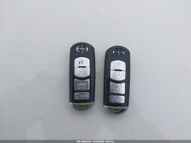 3MYDLBZV1GY100239 Scion IA