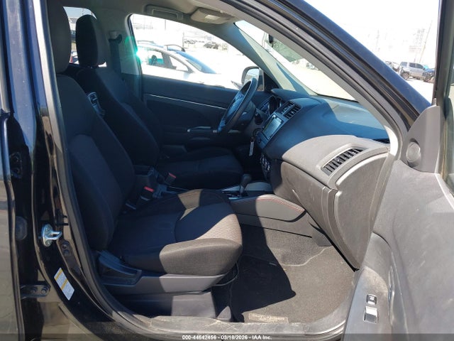 JA4AP3AU6KU017328 Mitsubishi Outlander Sport 2.0 Es