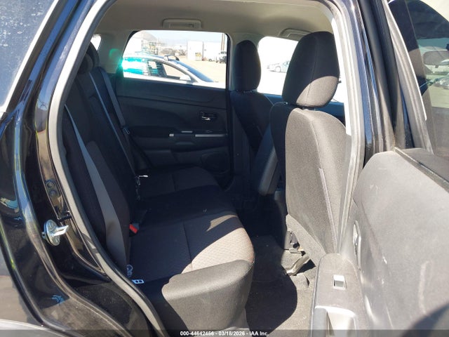 JA4AP3AU6KU017328 Mitsubishi Outlander Sport 2.0 Es