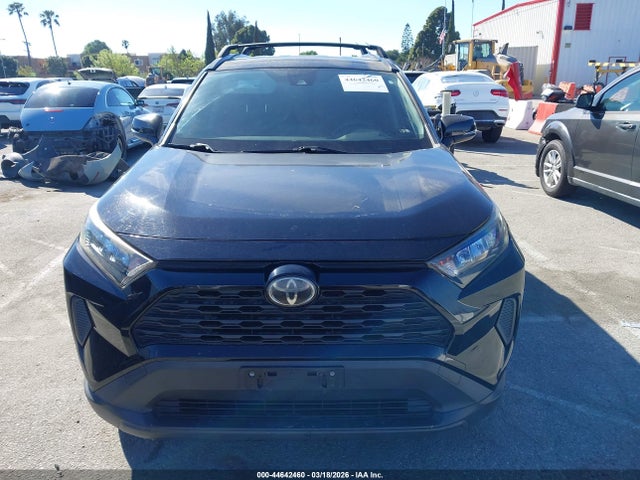 Toyota RAV4 LE 2019 JTMK1RFV3KD017335 Image 12