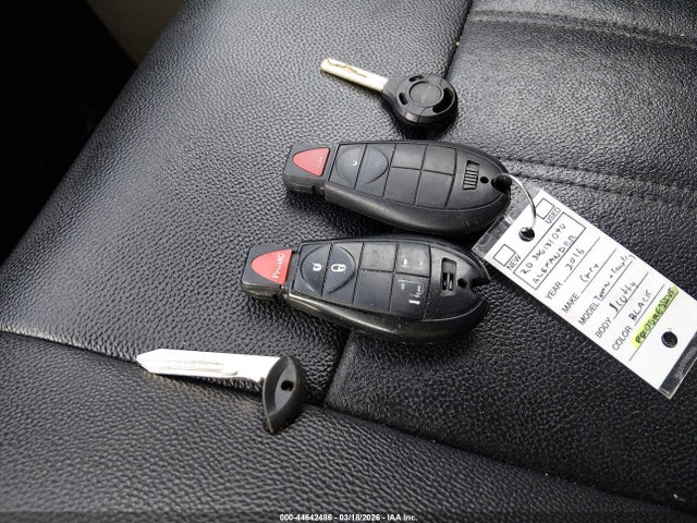 2016 Chrysler Town & Country Touring მანქანა იყიდება აუქციონზე, vin: 2C4RC1BG9GR299860, აუქციონის ნომერი: 44642486