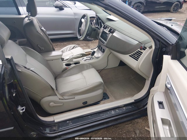2010 CHRYSLER SEBRING 1C3BC5ED7AN153363 Photo 4