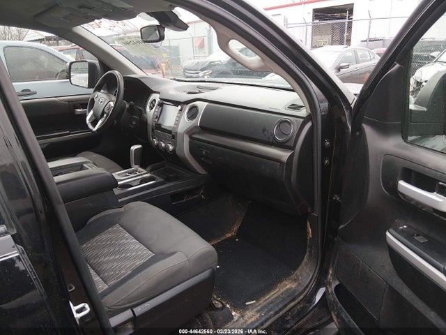 Auction sale of the 2021 Toyota Tundra Sr5, vin: 5TFRY5F19MX291138, lot number: 44642560