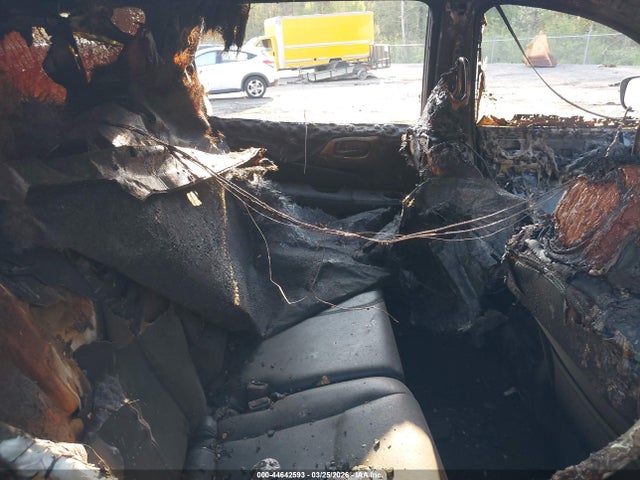 44642593 :رقم المزاد ، 5N1DR2MNXJC673852 vin ، 2018 Nissan Pathfinder Sl مزاد بيع
