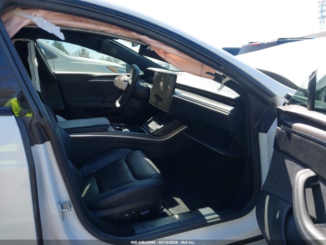 Продажа на аукционе авто 2021 Tesla Model S Plaid Tri Motor All-wheel Drive, vin: 5YJSA1E62MF436350, номер лота: 44642595