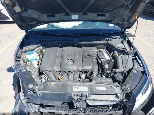 44642597 :رقم المزاد ، 3VWDX7AJXDM361085 vin ، 2013 Volkswagen Jetta Se مزاد بيع