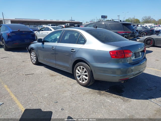 44642597 :رقم المزاد ، 3VWDX7AJXDM361085 vin ، 2013 Volkswagen Jetta Se مزاد بيع