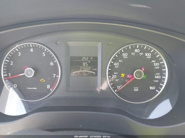 44642597 :رقم المزاد ، 3VWDX7AJXDM361085 vin ، 2013 Volkswagen Jetta Se مزاد بيع