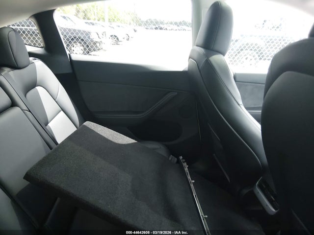 2024 TESLA MODEL Y 7SAYGDEE7RA266592 Photo 7