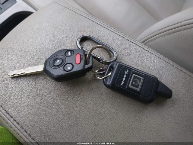 Продаж на аукціоні авто 2011 Subaru Outback 2.5i Limited, vin: 4S4BRBKC6B3323130, номер лоту: 44642625