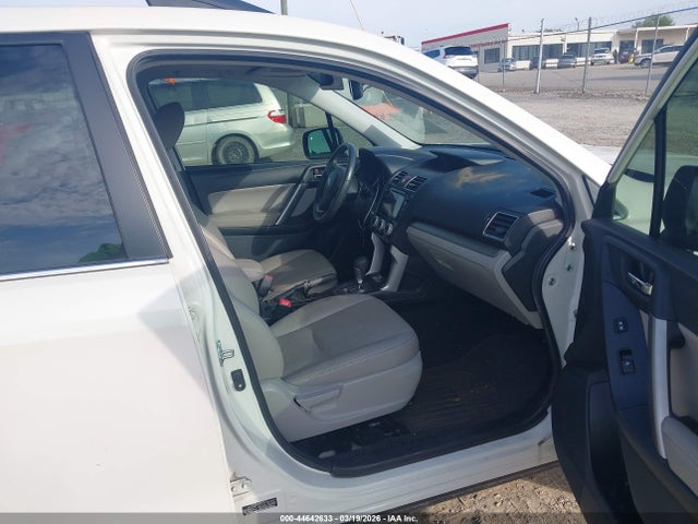 44642633 :رقم المزاد ، JF2SJAHCXGH552354 vin ، 2016 Subaru Forester 2.5i Limited مزاد بيع