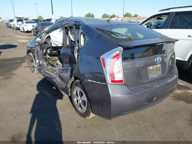Toyota Prius Two 2015 JTDKN3DU9F2003730 Image 3