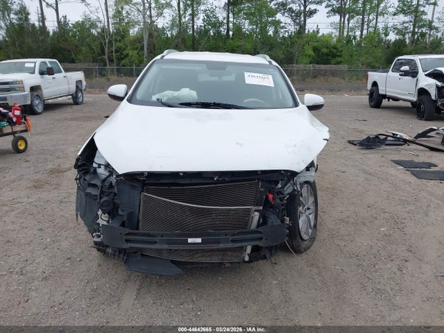 Продажа на аукционе авто 2018 Kia Sorento 2.4l Lx, vin: 5XYPG4A3XJG353075, номер лота: 44642665