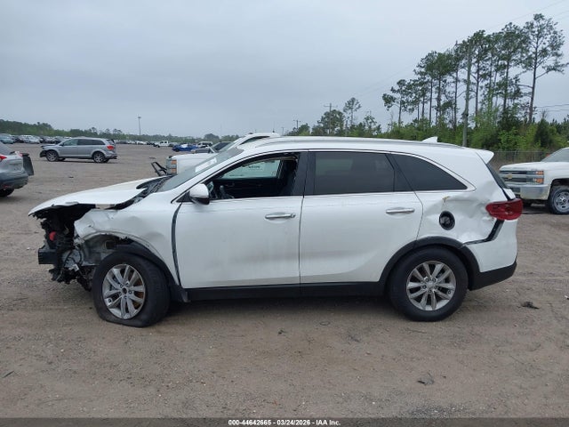Продажа на аукционе авто 2018 Kia Sorento 2.4l Lx, vin: 5XYPG4A3XJG353075, номер лота: 44642665