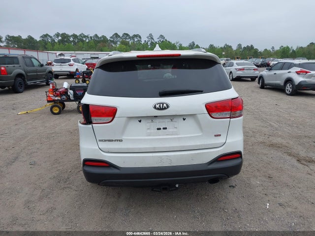 Продажа на аукционе авто 2018 Kia Sorento 2.4l Lx, vin: 5XYPG4A3XJG353075, номер лота: 44642665