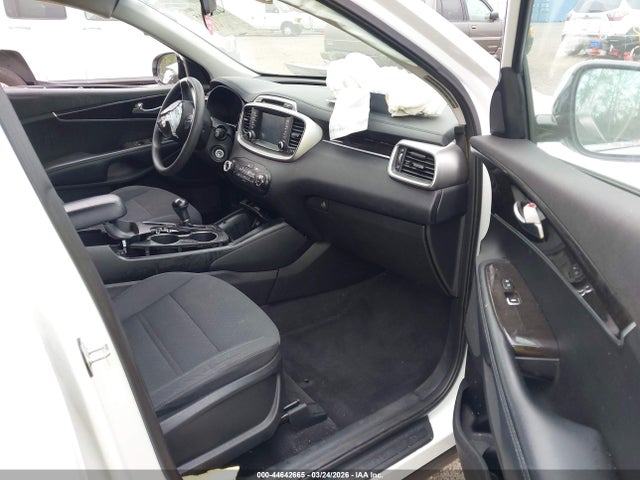 Продажа на аукционе авто 2018 Kia Sorento 2.4l Lx, vin: 5XYPG4A3XJG353075, номер лота: 44642665