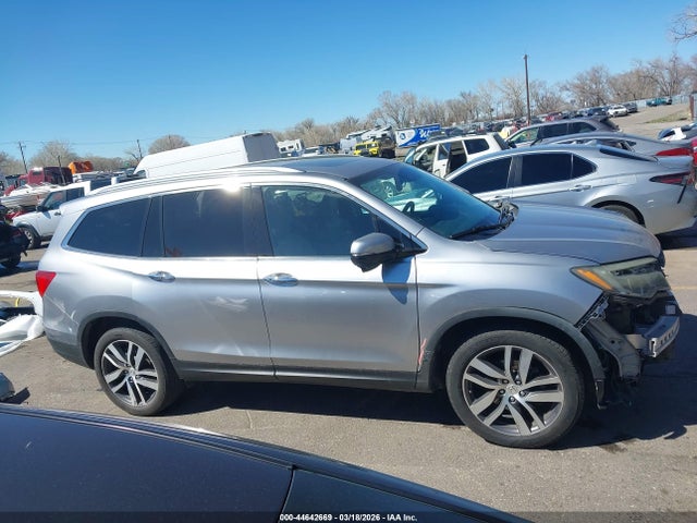 Honda Pilot Touring 2017 5FNYF6H98HB003460 Image 14